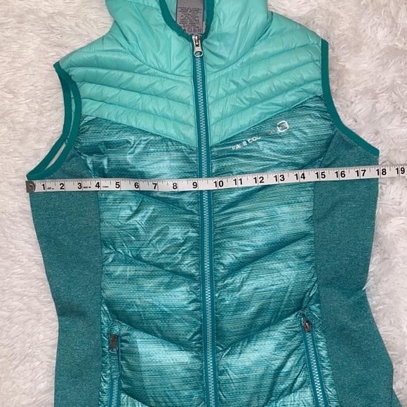 Green hooded puffy vest - Picture 6 of 7